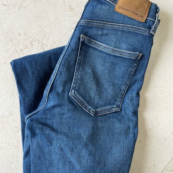 Aritzia Denim Forum Lola High Rise Skinny - Picture 5 of 6